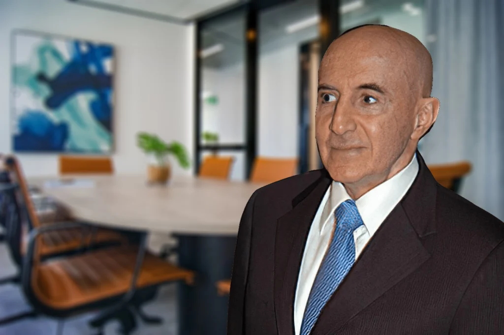 El empresario hondureño Elias Asfura se inspira en la visión de la Fundación Gates.