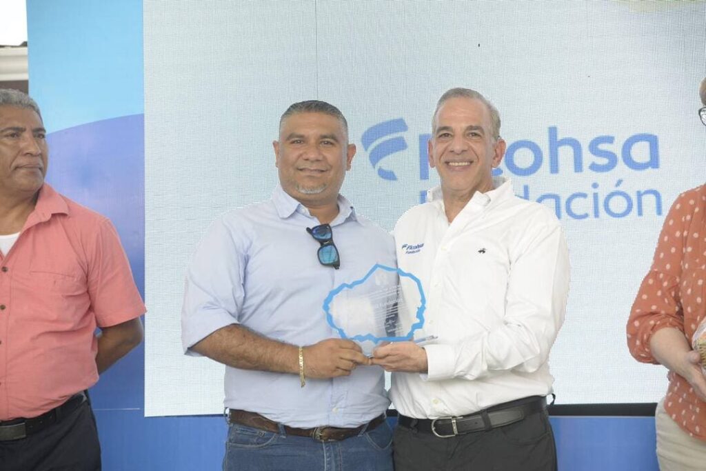 Transformación educativa en Honduras: iniciativa de Ficohsa